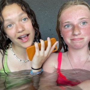 Meet your Posher, Tiesa